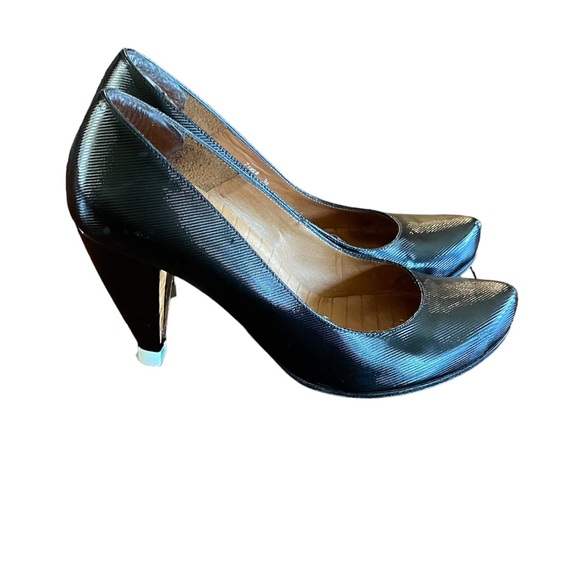 Chie Mihara Black Pumps - Picture 4 of 16